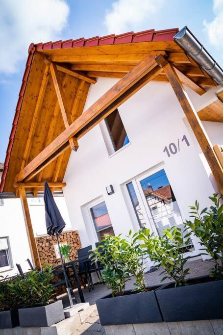 Neu Renoviertes Ferienhaus/Wohnunng Kleine Auszeit Sonnenbühl エクステリア 写真