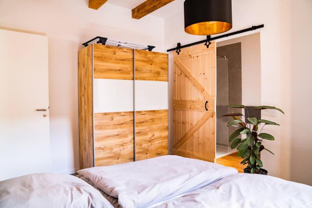 Neu Renoviertes Ferienhaus/Wohnunng Kleine Auszeit Sonnenbühl エクステリア 写真