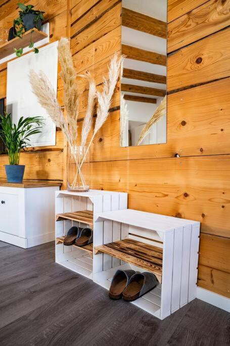 Neu Renoviertes Ferienhaus/Wohnunng Kleine Auszeit Sonnenbühl エクステリア 写真